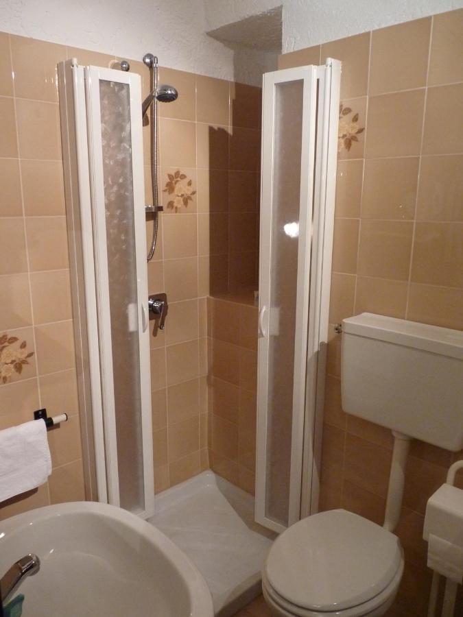 Apartments Cusius And Horta Орта-Сан-Джуліо Номер фото